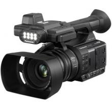 松下（Panasonic）HC-PV100GK 高清摄像机